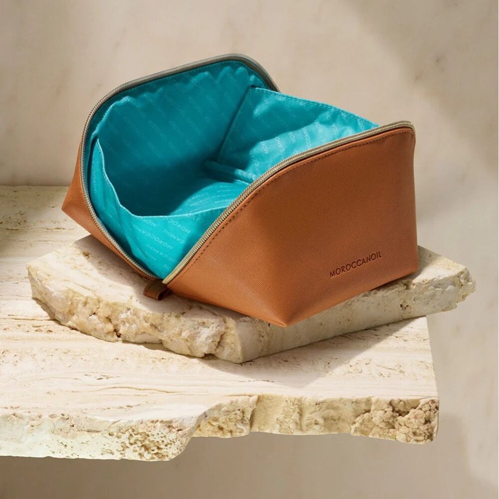 NWT - Moroccanoil Repair Travel Set Includes A FREE Flat-Open Cosmetic Bag - Picture 5 of 7